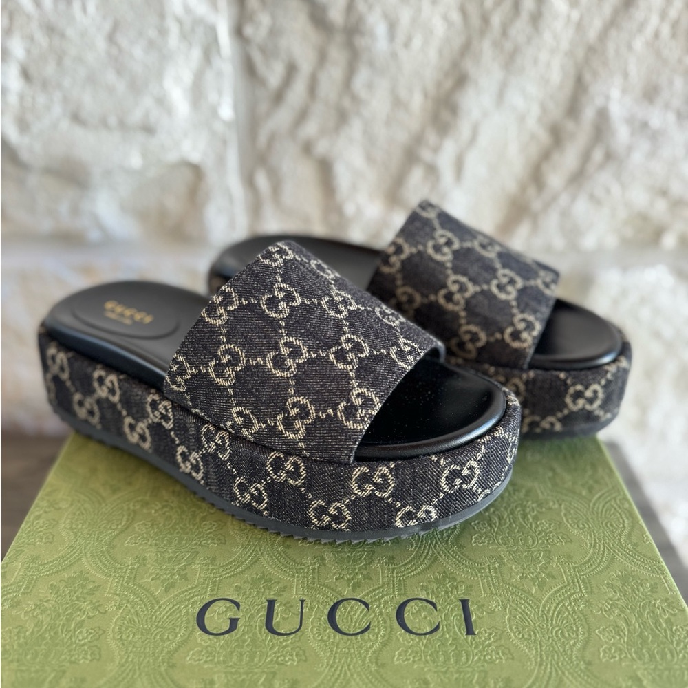 Gucci GG Jacquard Black Denim Platform Slides (38) full enclosure - Picture 1 of 15